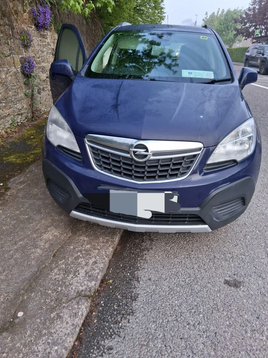 Car - Image 2