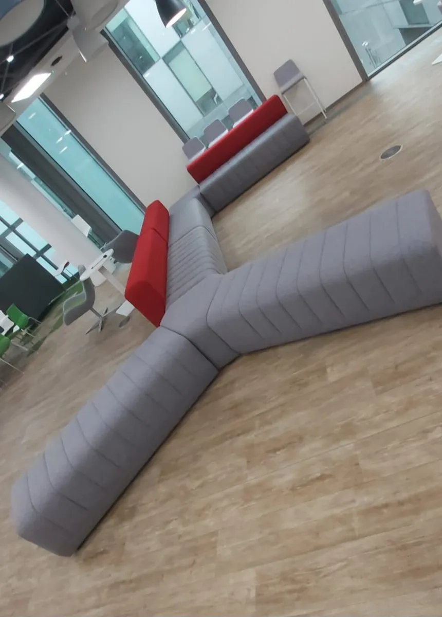 Large Breakout Seating - Image 3