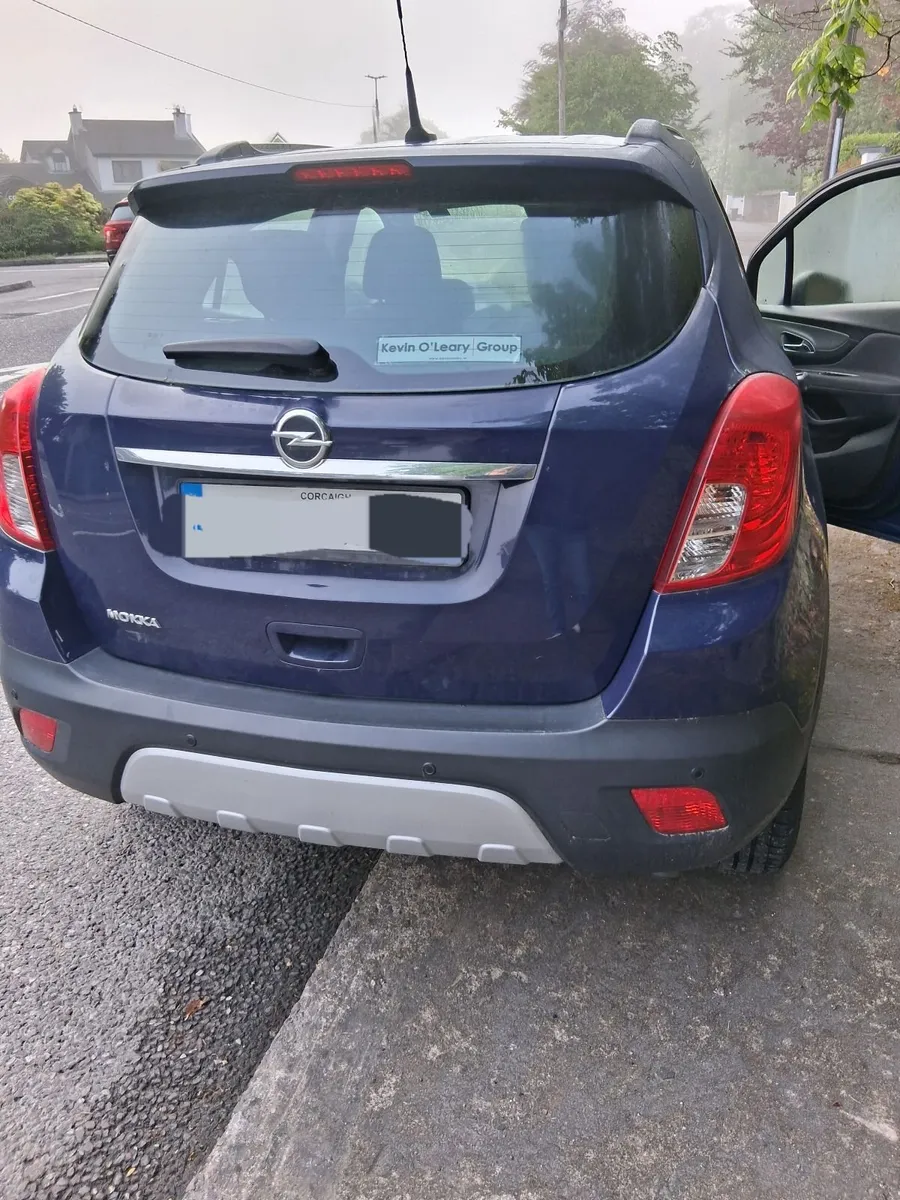Car - Image 3