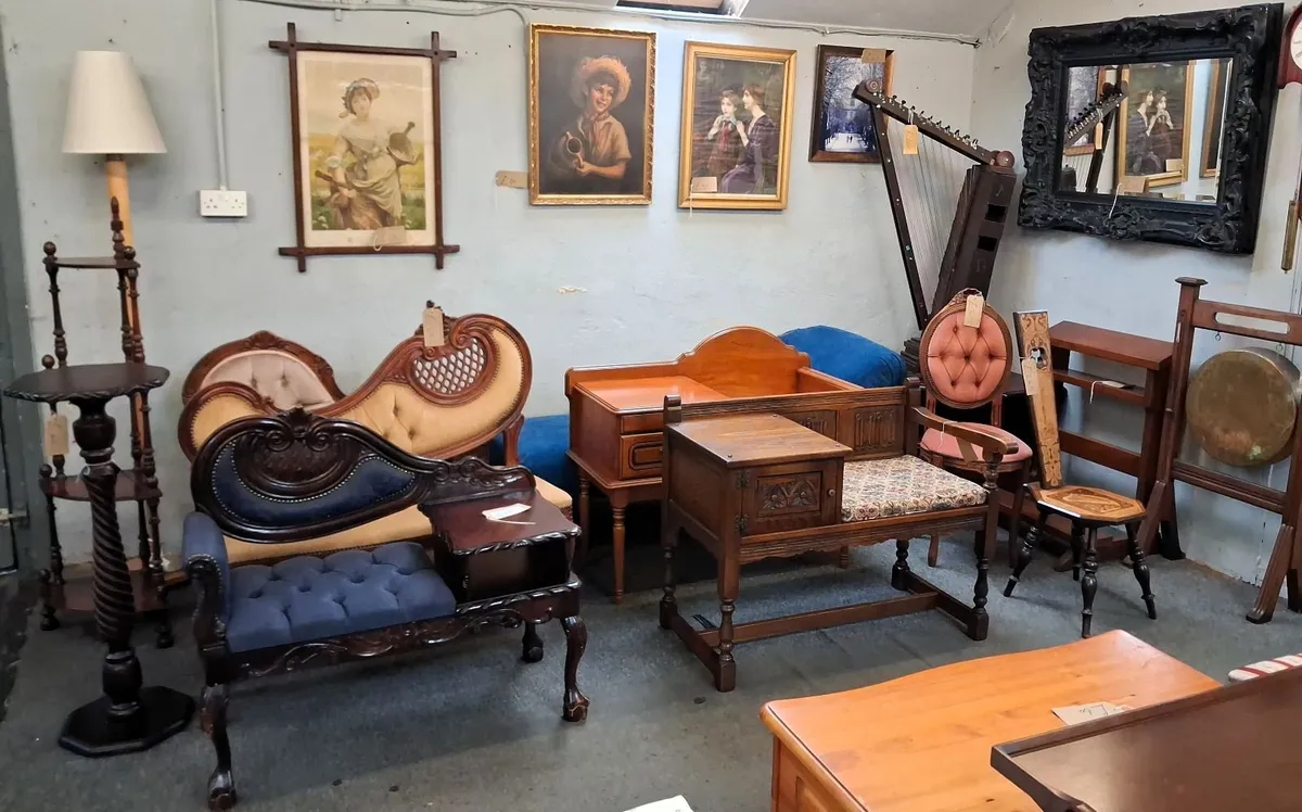 Antique, Vintage & Retro Furniture - Image 4