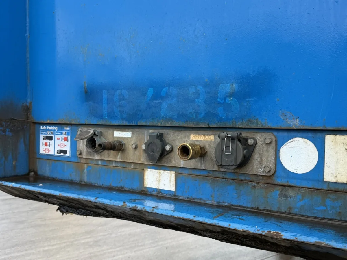 2015 MONTACON FLAT TRAILER WITH PINS - Image 4