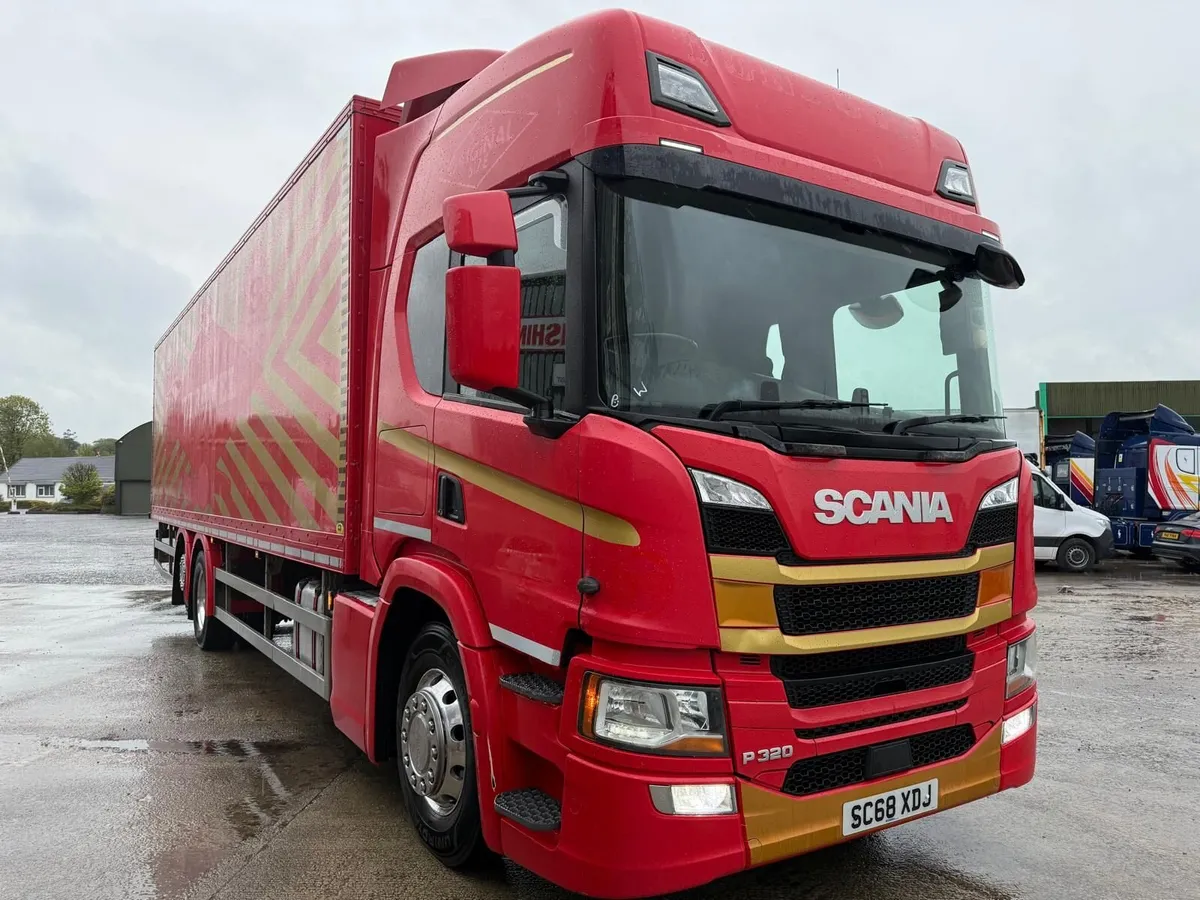 Scania P320 6x2 26T - Image 2