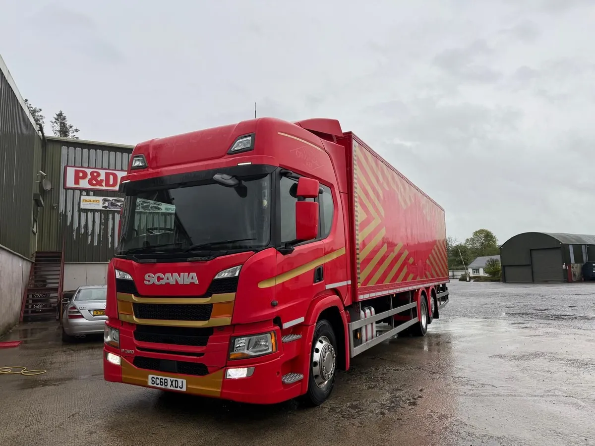 Scania P320 6x2 26T - Image 1