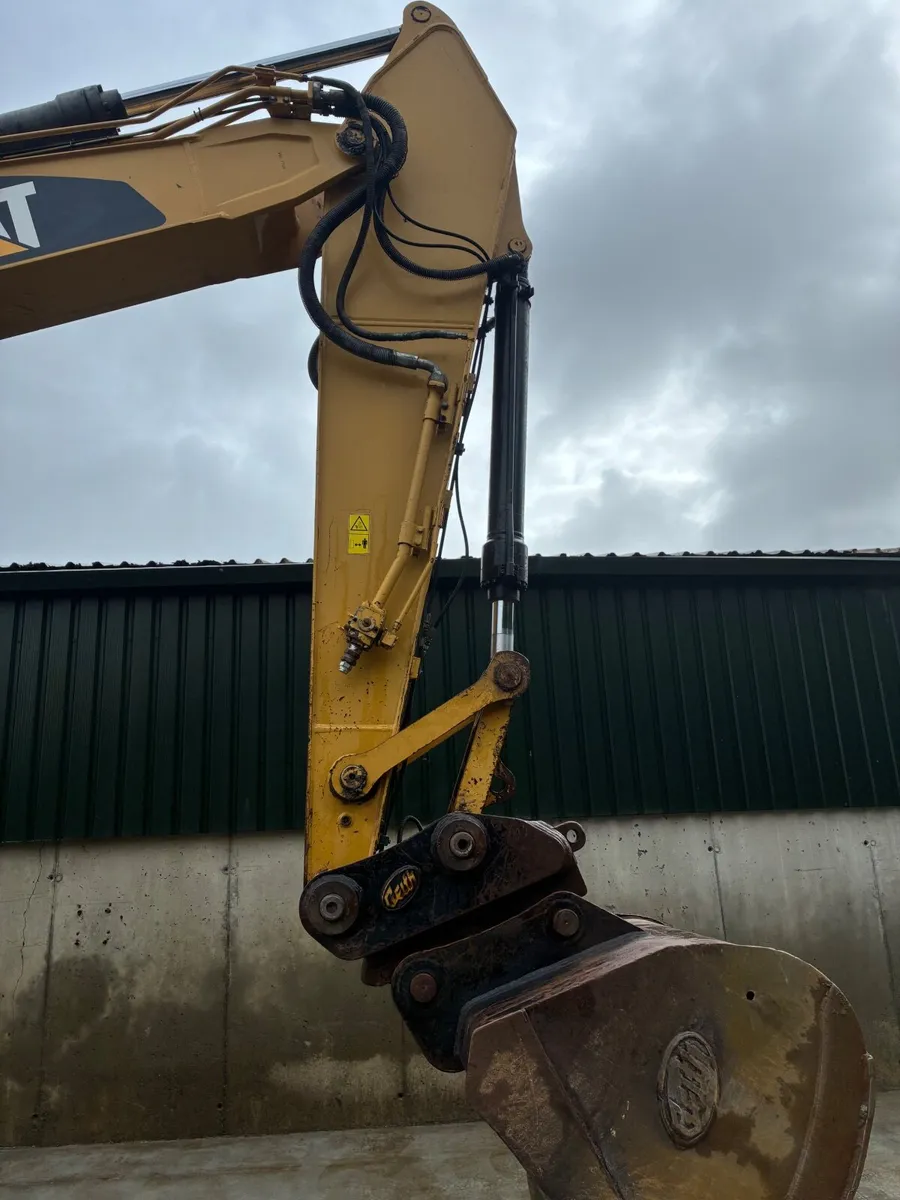 CAT 320ELRR - Image 2