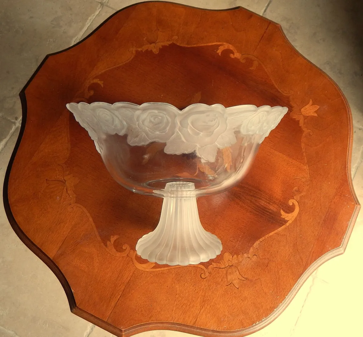 Footed Glass Fruit Bowl with Frosted Embossed Rose - Image 4