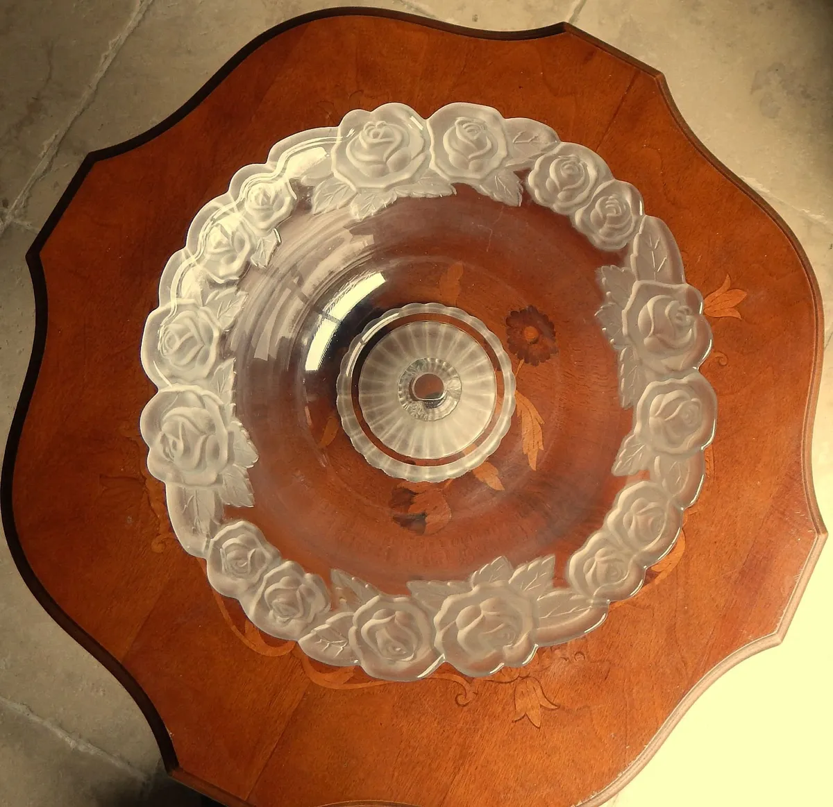 Footed Glass Fruit Bowl with Frosted Embossed Rose - Image 3