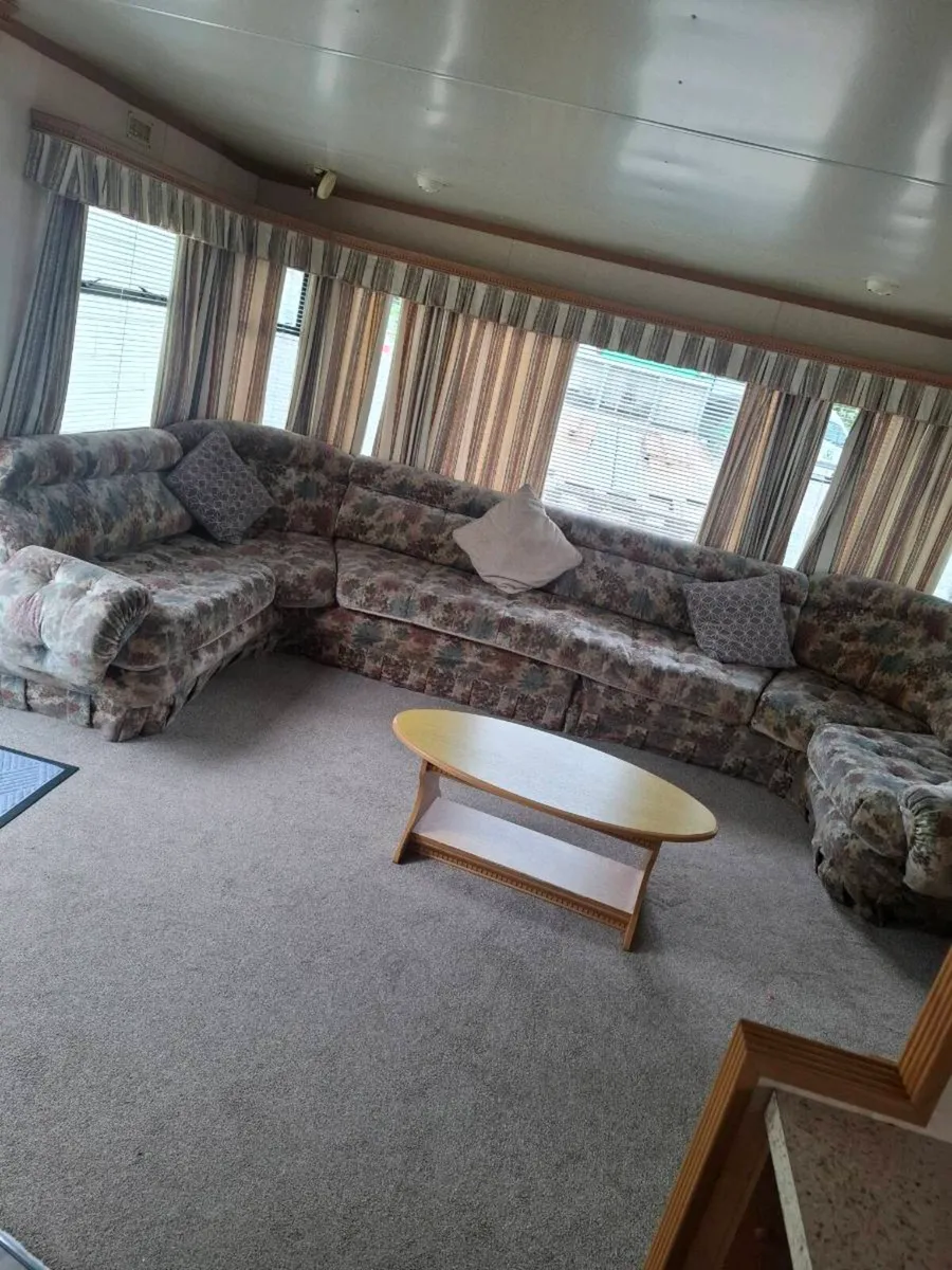 35 X 12 Willerby Mobile Home - Image 2