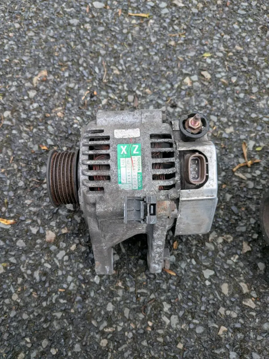 Toyota alternator