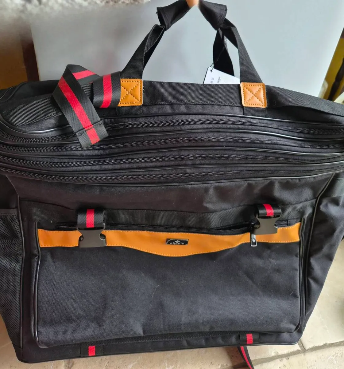Cabin  suitcase - Image 4