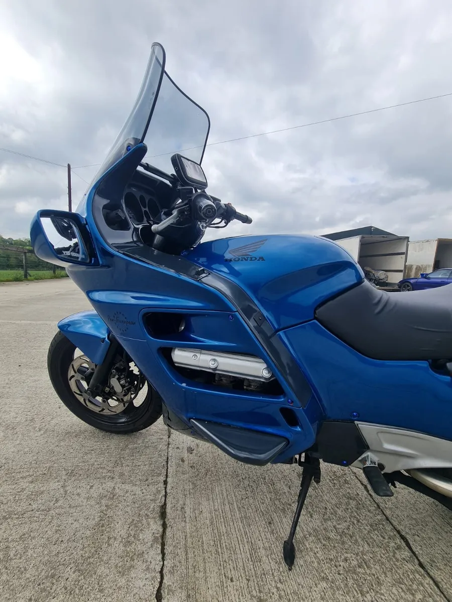 HONDA ST100 IMMACULATE - Image 2