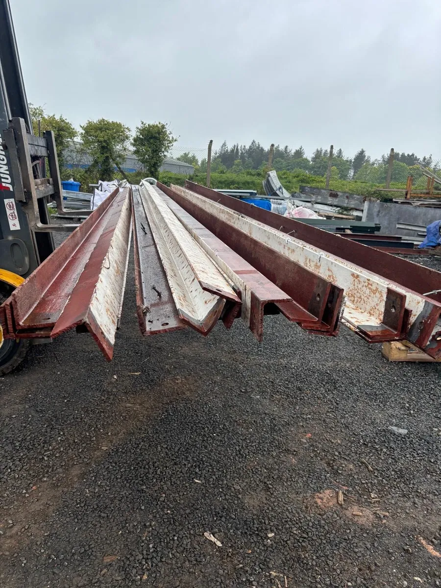 Angle Iron 4” x 3” x 16ft heavy gauge - Image 2