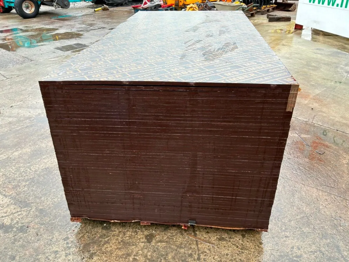 UNUSED NON SLIP TRAILER FLOORING / SHEETING - Image 4