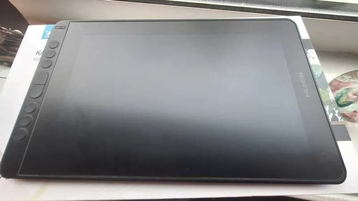 Huion Kamvas 12 Pen Display Drawing Tablet - With Original Box + Extra USB-C Cable - Image 2