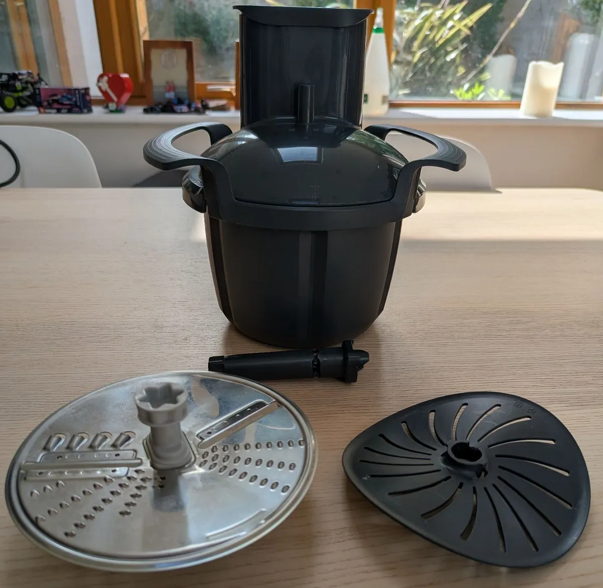 Thermomix TM6  + Friend + cutter + blade cover - Image 3