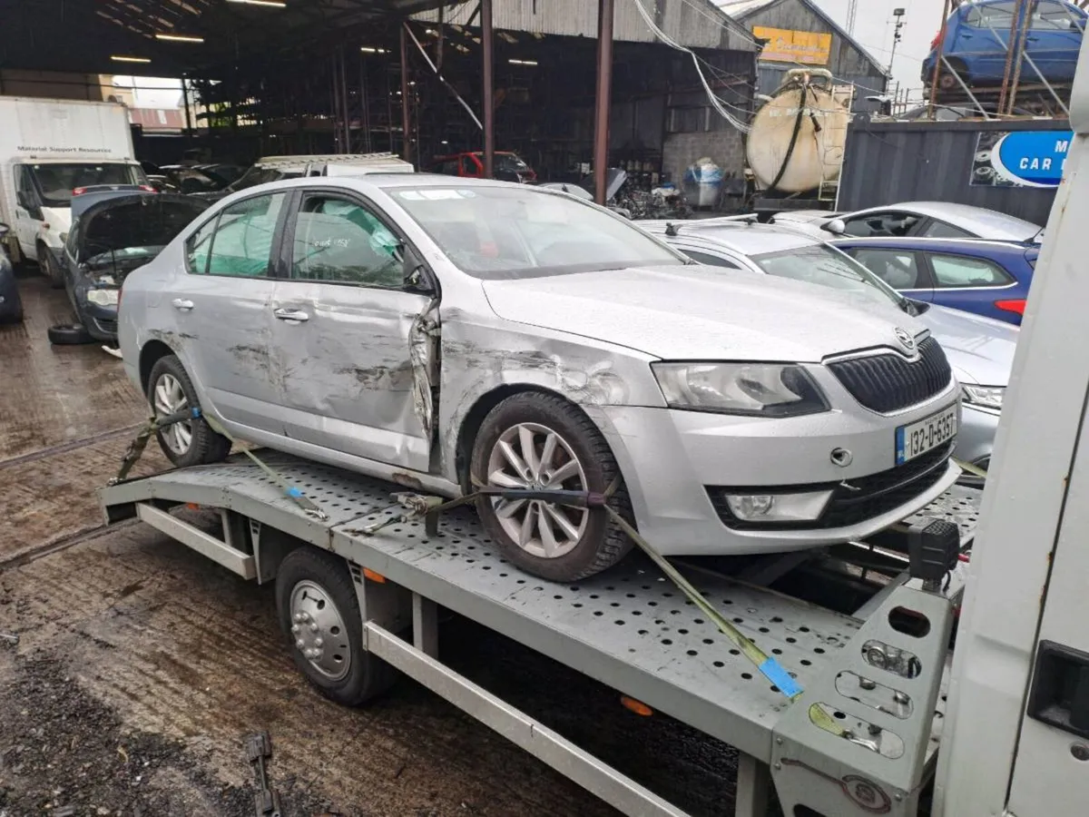 131 Skoda Octavia breaking for parts - Image 2