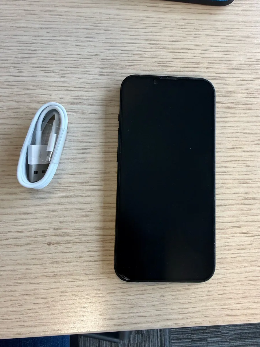 iPhone 13 unlocked - Image 1