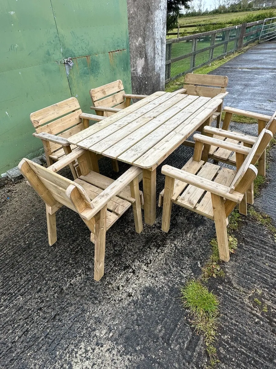 Garden Table & 6 Chairs - Image 4