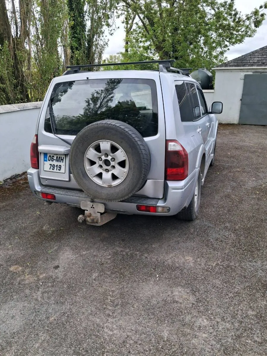 Mitsubishi Pajero - Image 3