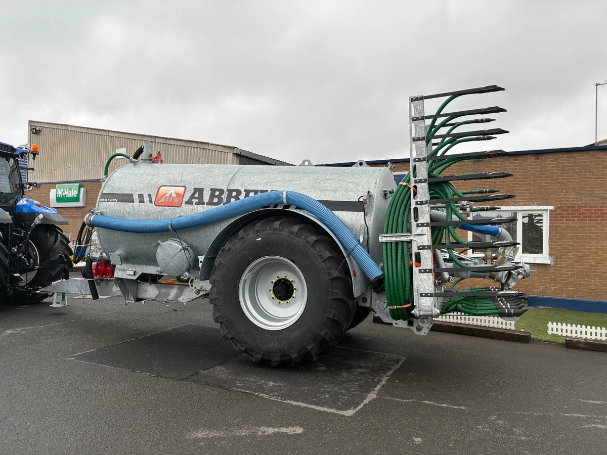 Abbey 2050 Tanker - Image 2