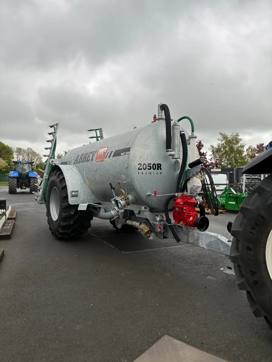 Abbey 2050 Tanker - Image 3