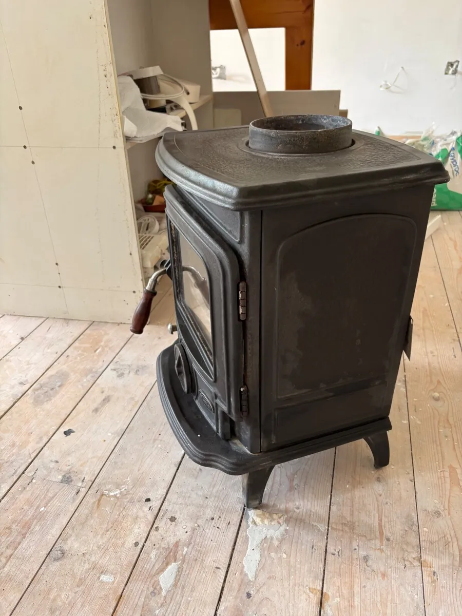 Stanley Oisin Stove - Image 1