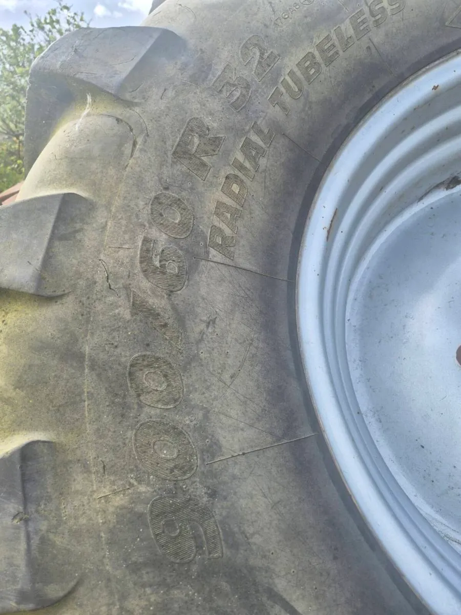 900/60r32 wheels - Image 3