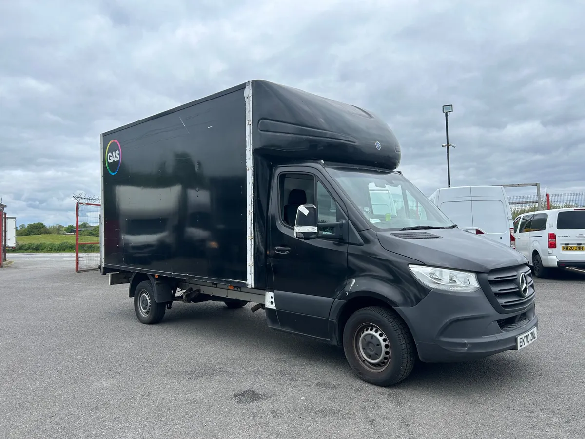 CHOICE OF 2  2020Mercedes-Benz Sprinters 314 CDI - Image 4