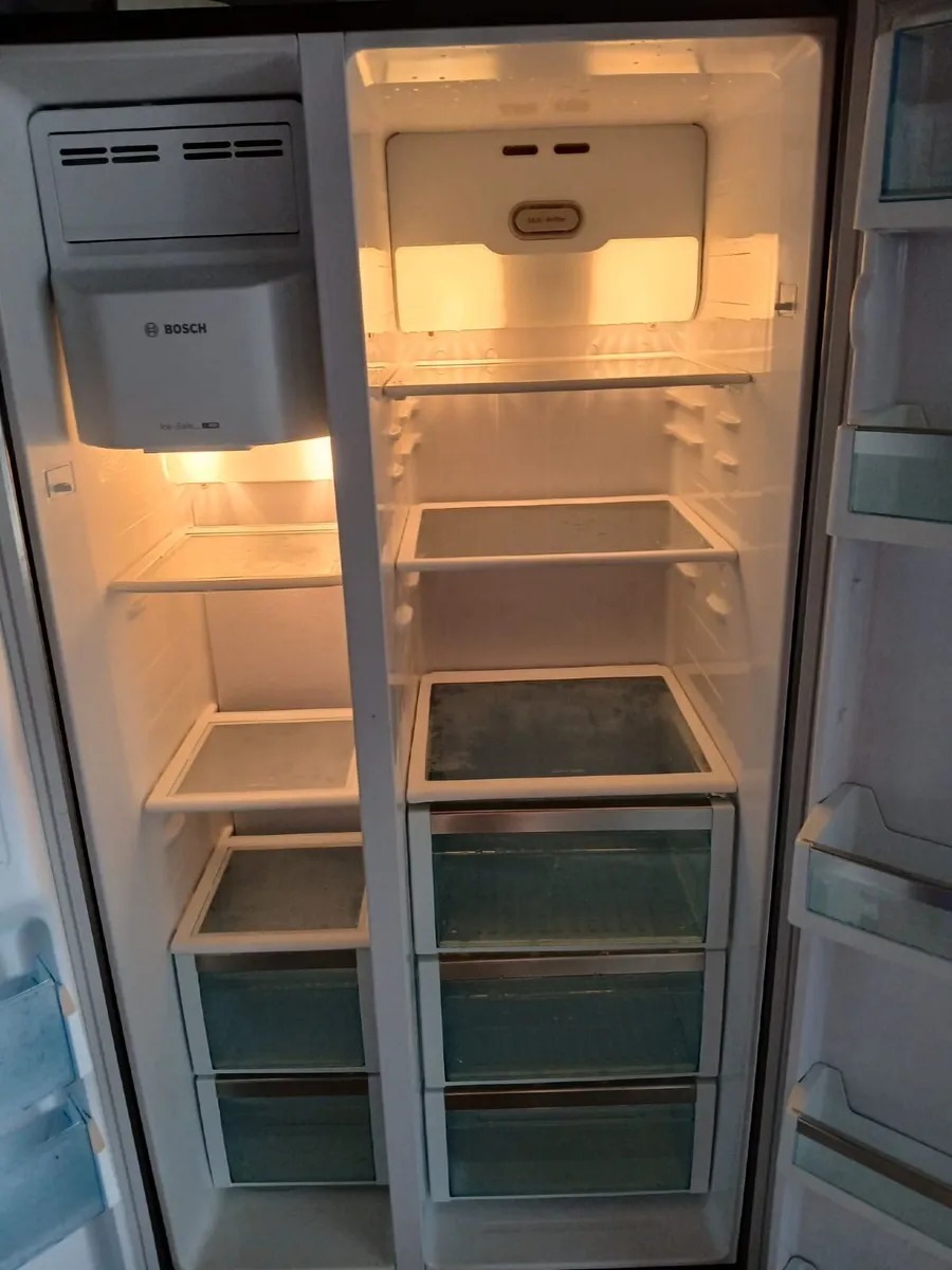 AMERICAN FRIDGE AND FREEZER - Image 4