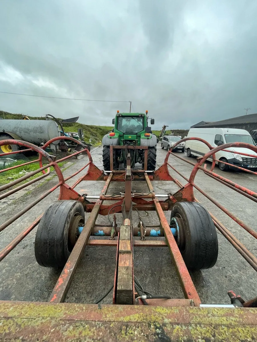 6 bale trailer/celtic - Image 4
