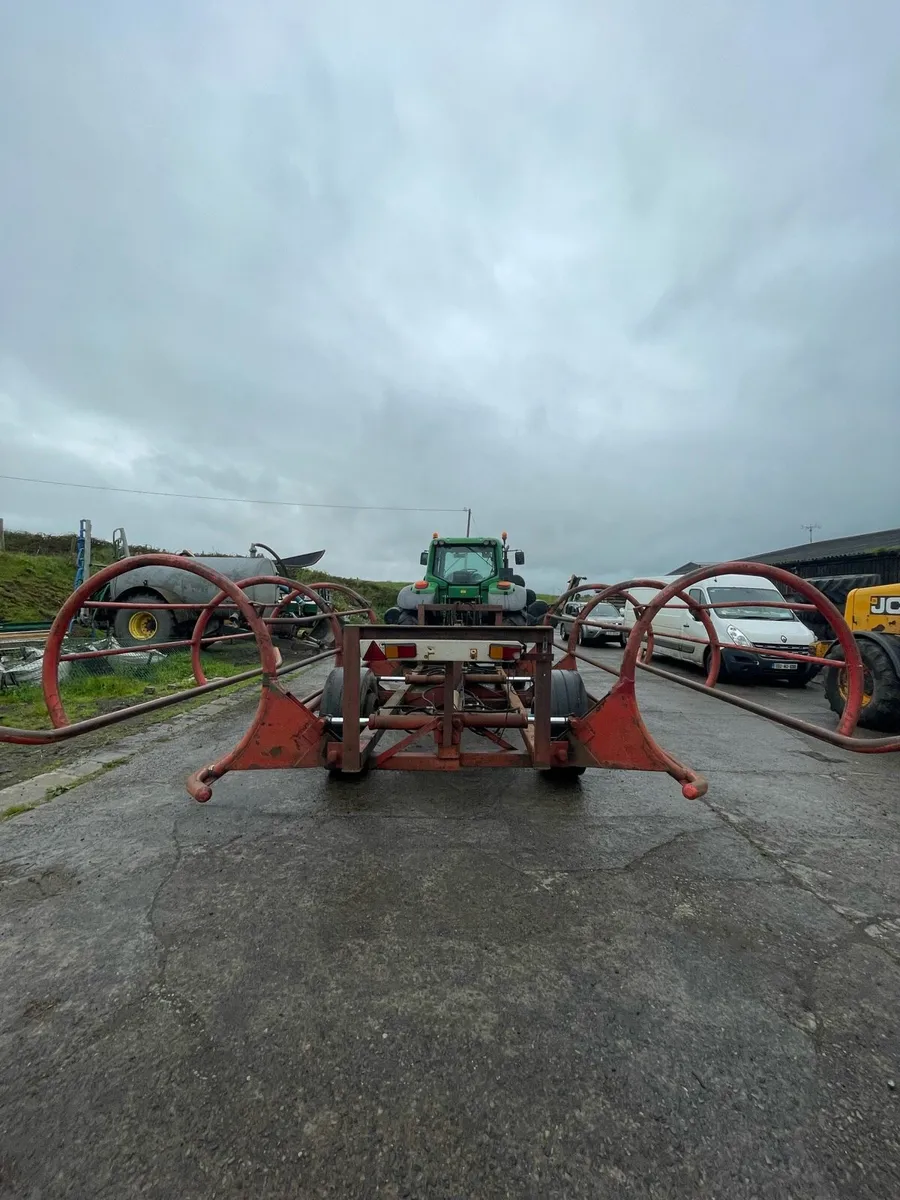 6 bale trailer/celtic - Image 2