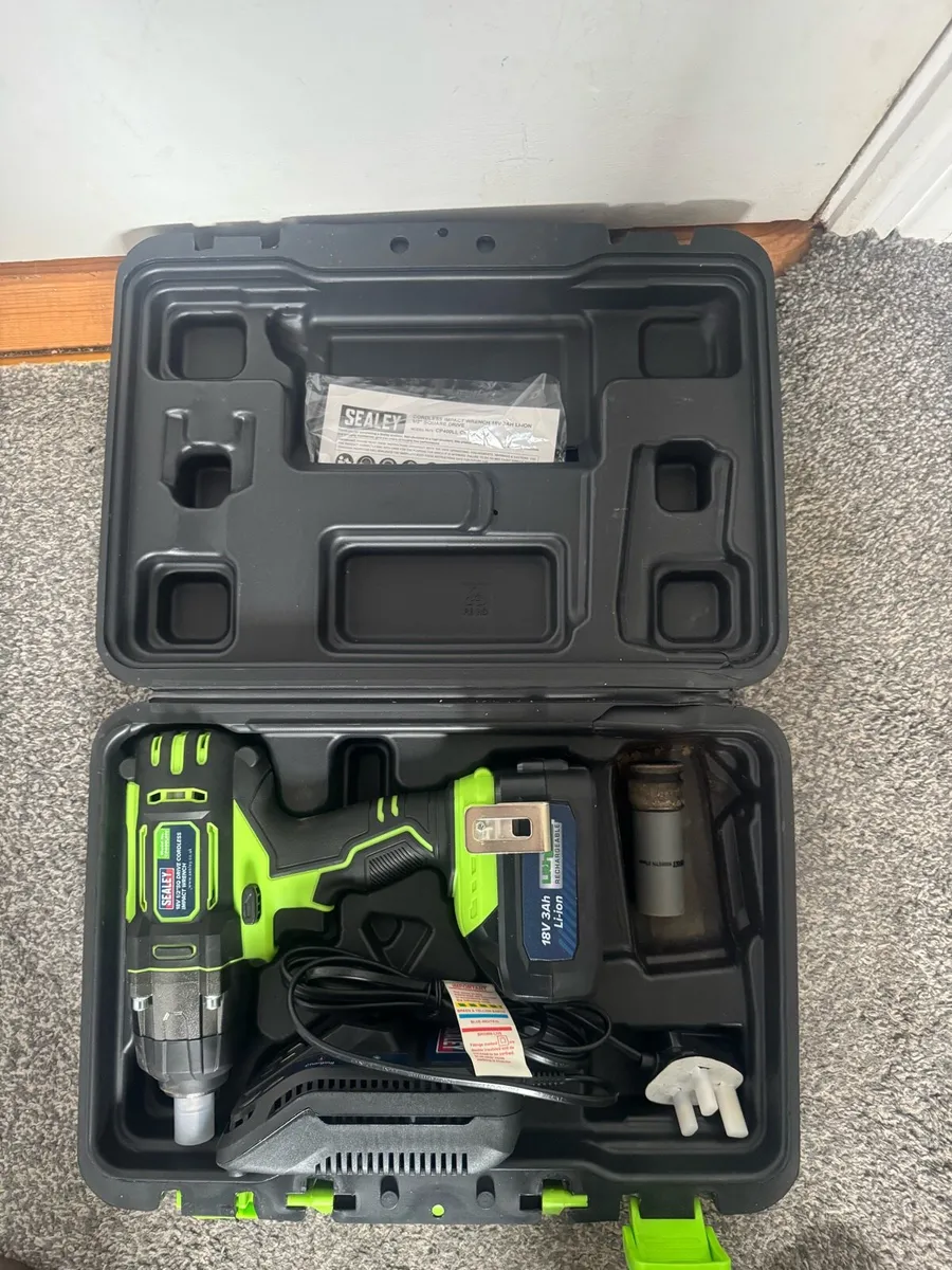 Sealey Cordless Impact Wrench - Image 1