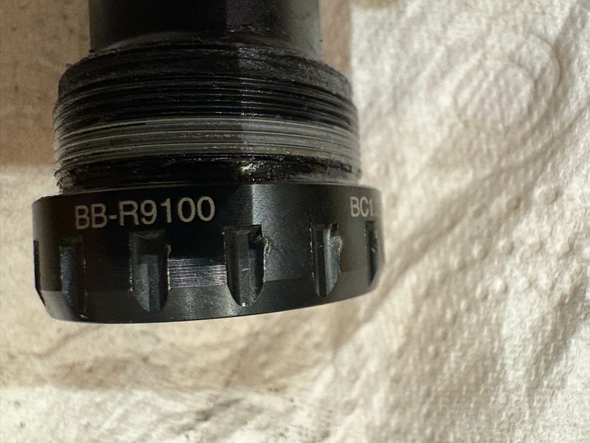 Shimano Dura Ace Bottom Bracket - New - Image 3