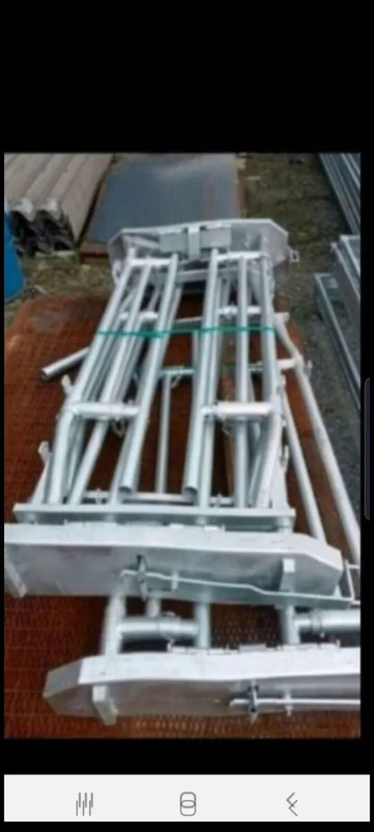 Building - Image 1