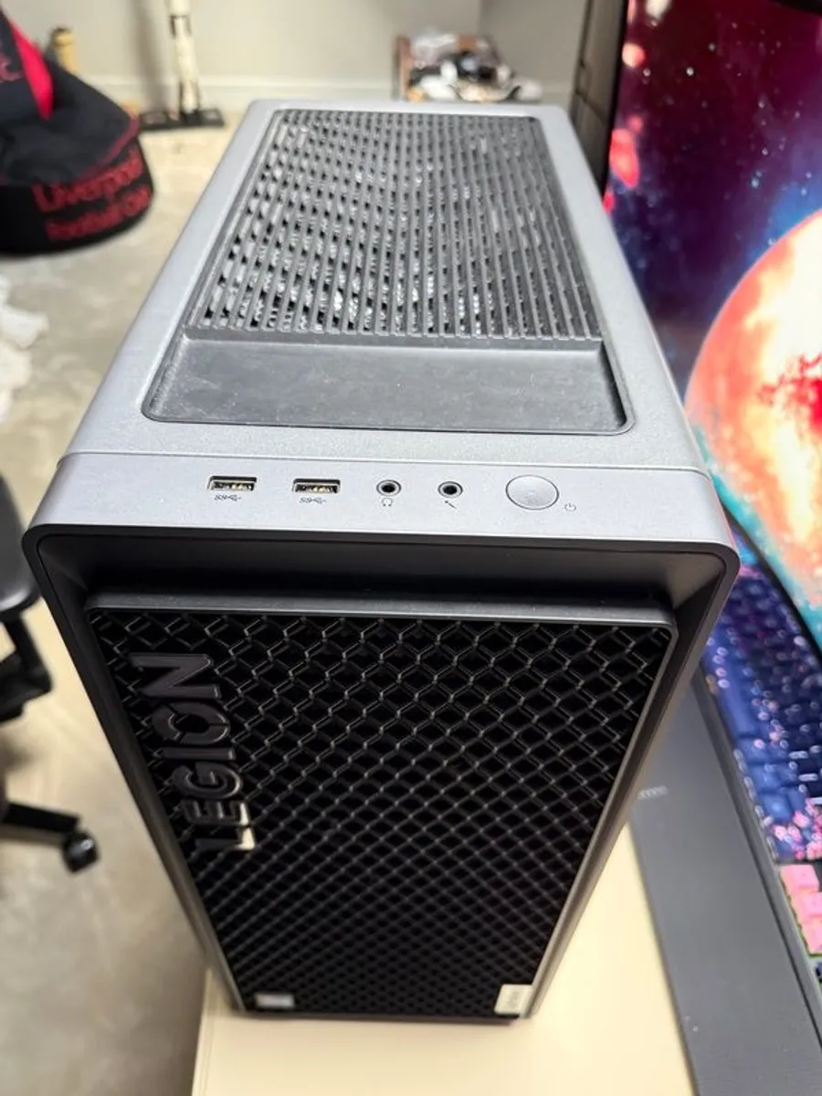 Gaming PC - Lenovo Legion Tower 5i Gen 9 (Intel) - Image 4