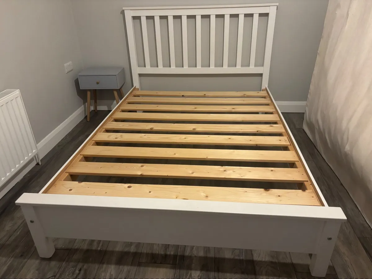 Bed frame - Image 2