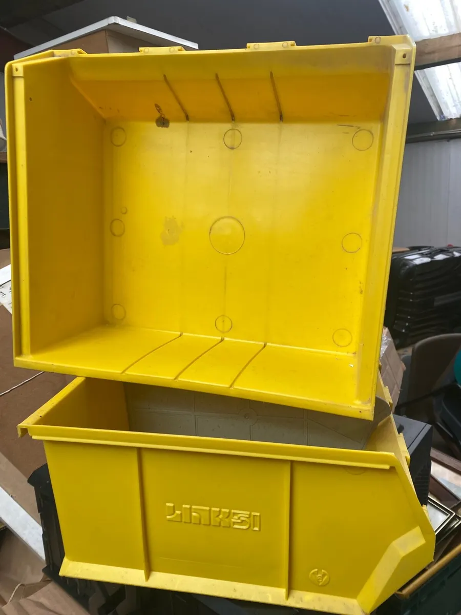 Plastic storage bins - Image 1