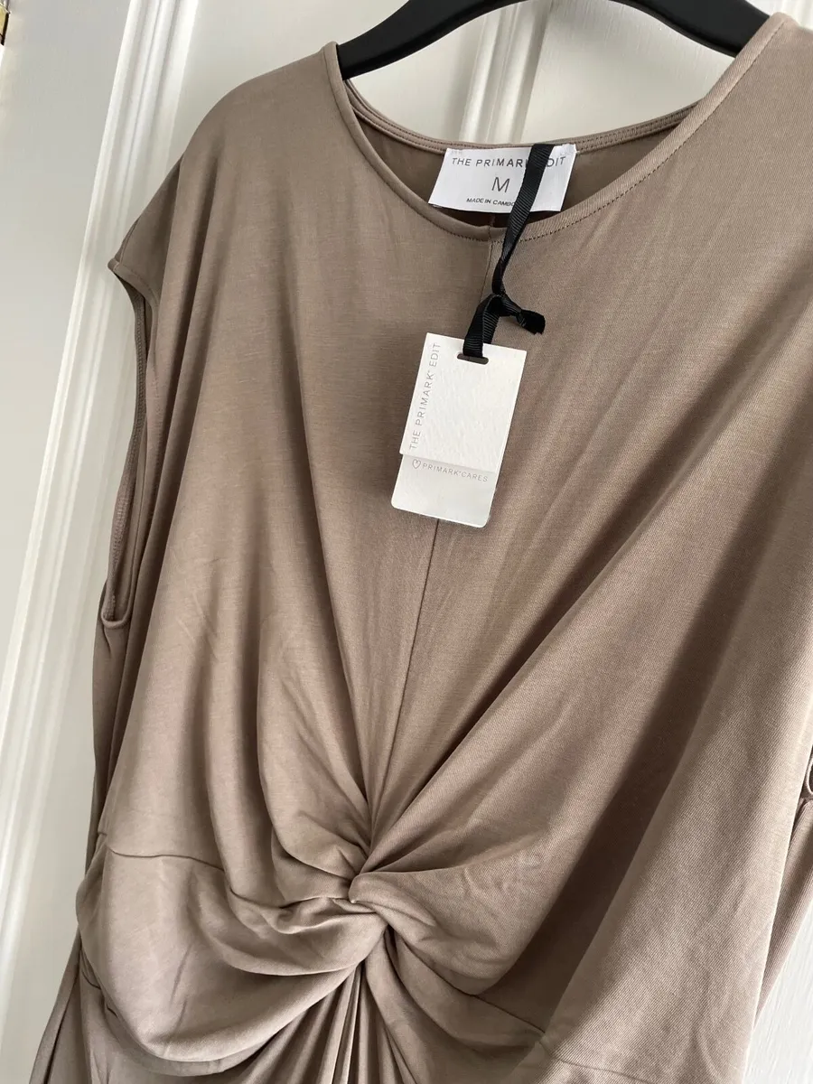 Primark Edit taupe jersey dress with a knotted fro - Image 2