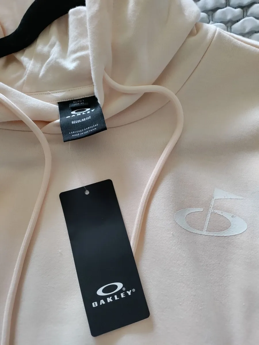 Oakley Golf Hoodie L New - Image 4
