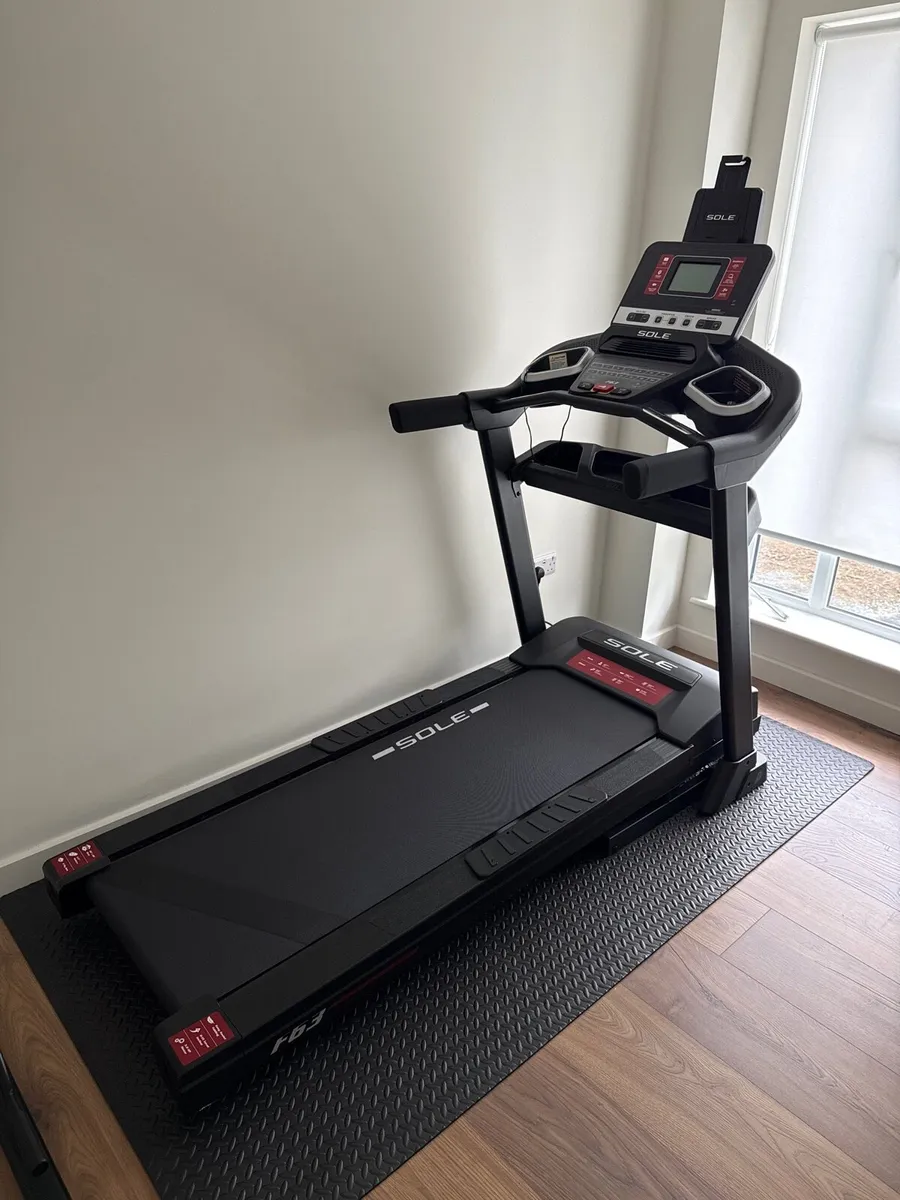 Sole F63 Treadmill – Like New, Barely Used - Image 1