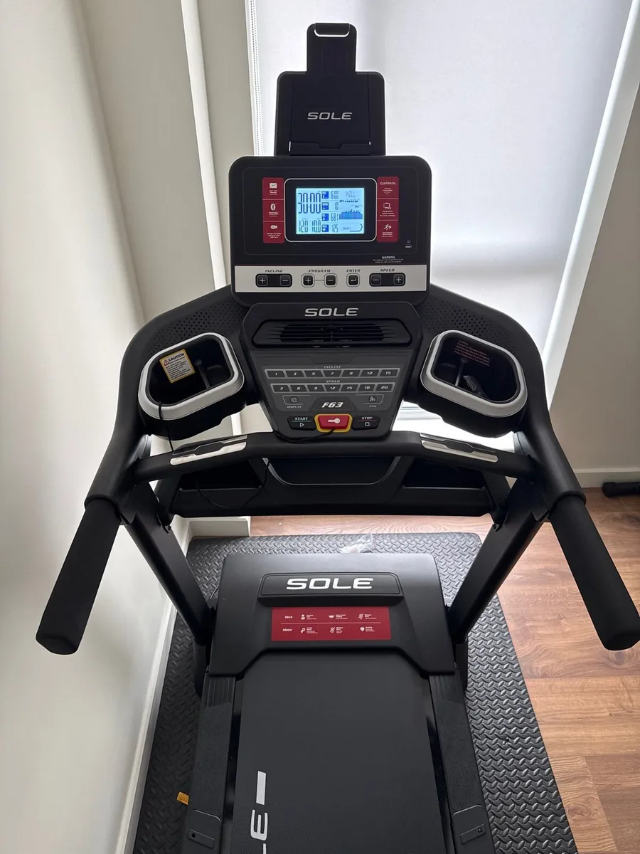 Sole F63 Treadmill – Like New, Barely Used - Image 2