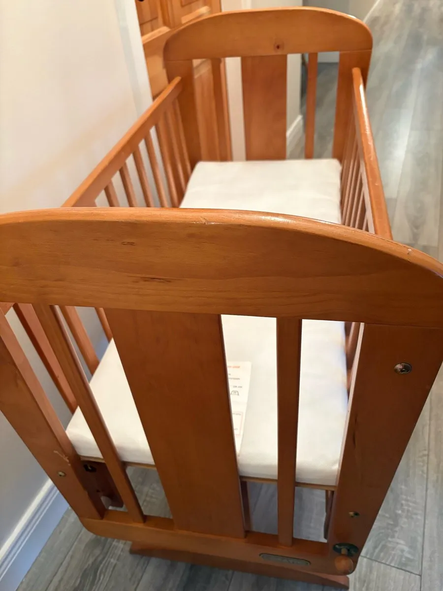 Cosatto rocking cradle/crib - Image 2