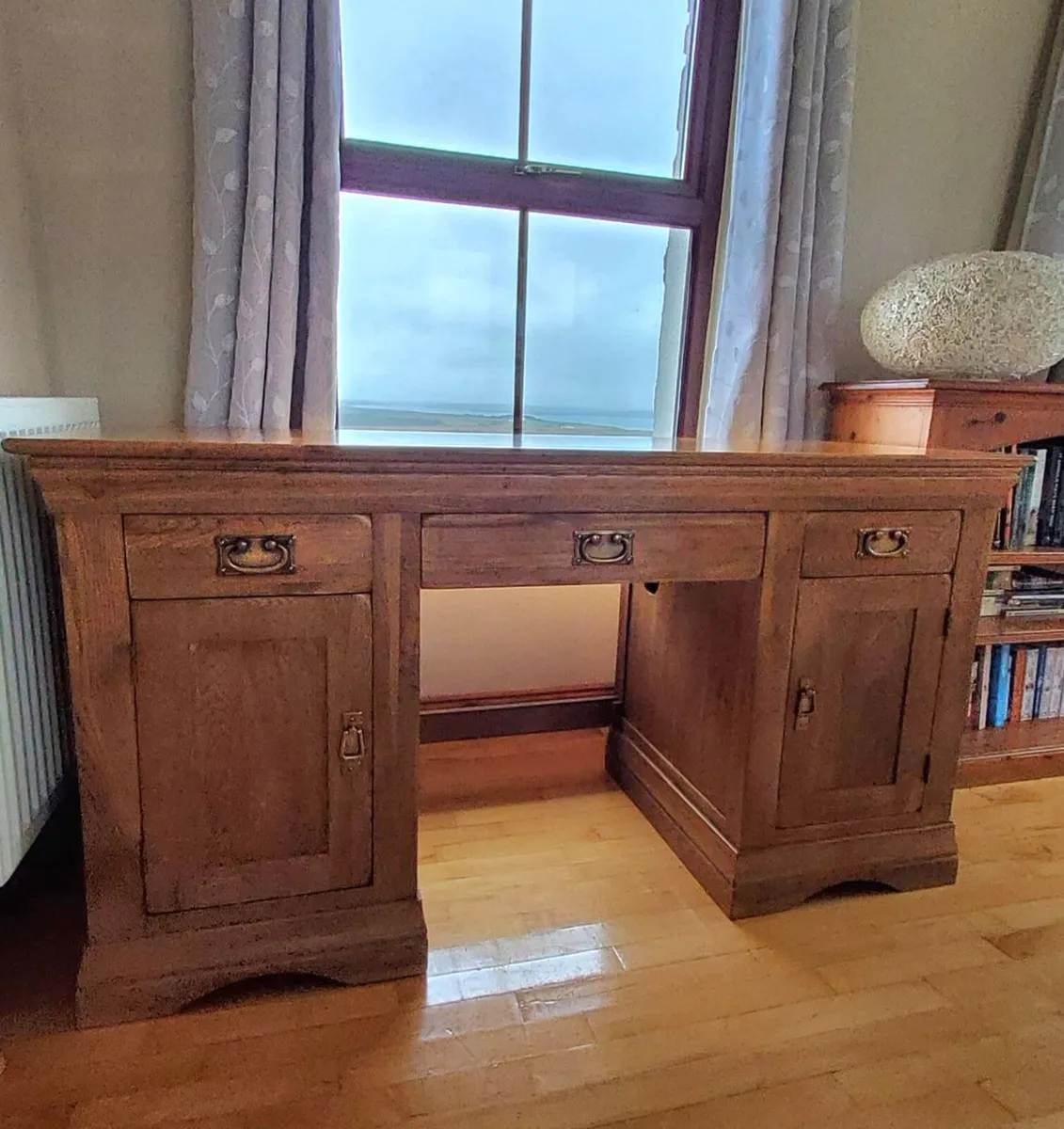 Solid Wood Oak Desk - Image 1