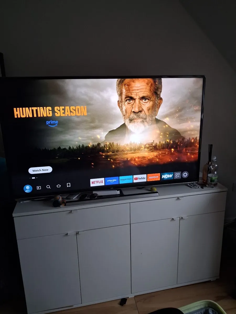 Tv - Image 1