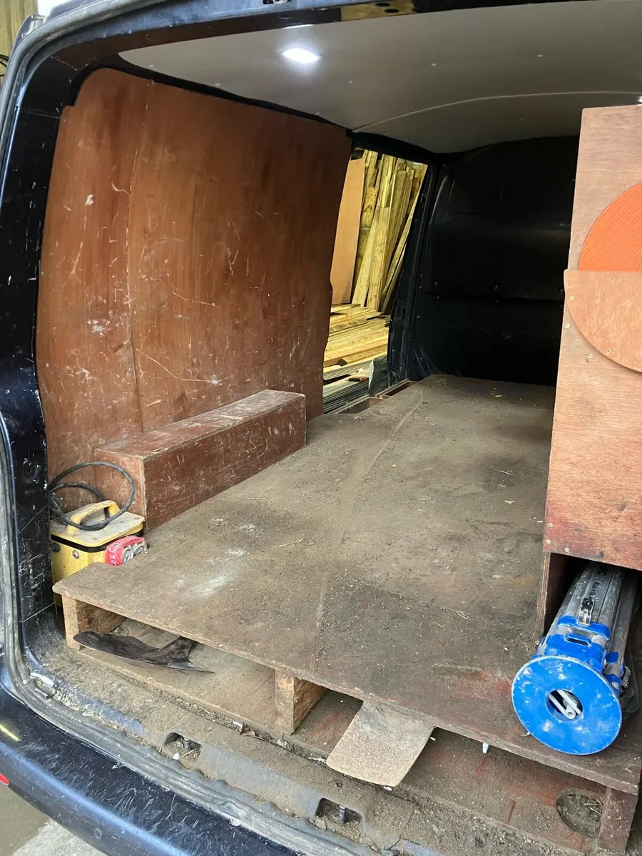 Shelves for T6 Transporter LWB - Image 3