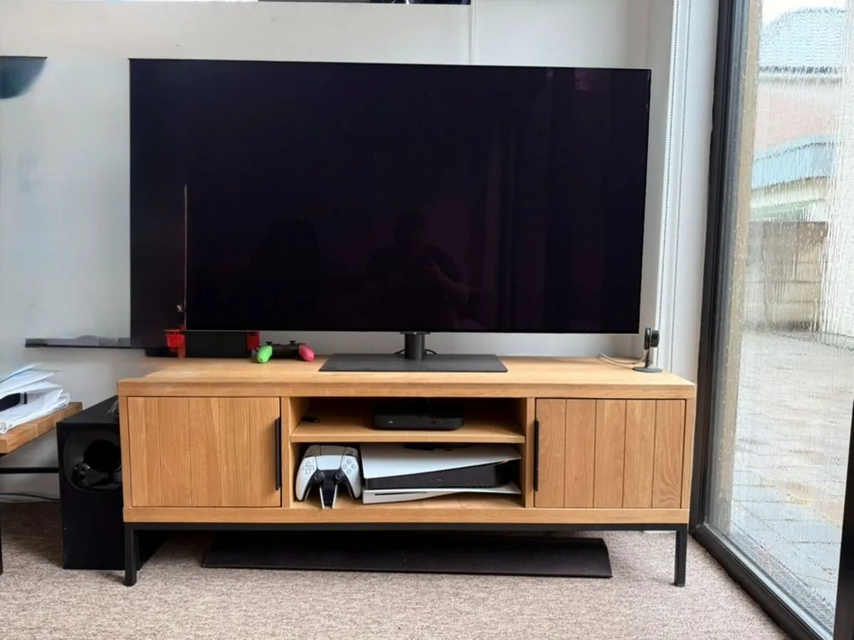 EZ Living Solid Oak TV Stand / Media Uni - Image 1