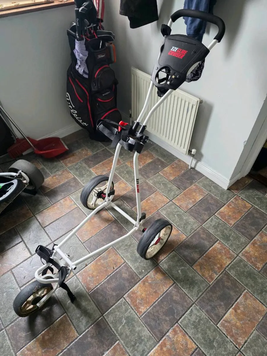 Eze Glide Cruiser Golf Trolley - Image 1