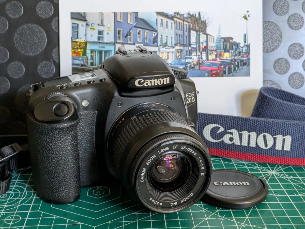 Canon 20D DSLR camera with 35-80mm lens - Image 1