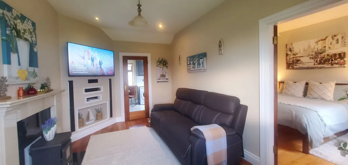 Holiday Home - Image 1