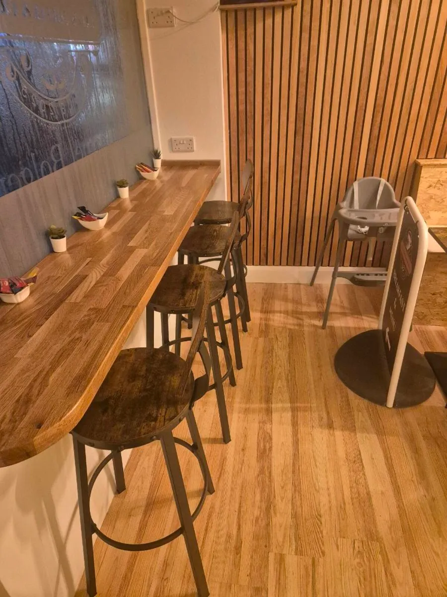 Cafe with all Appliances etc - Image 3
