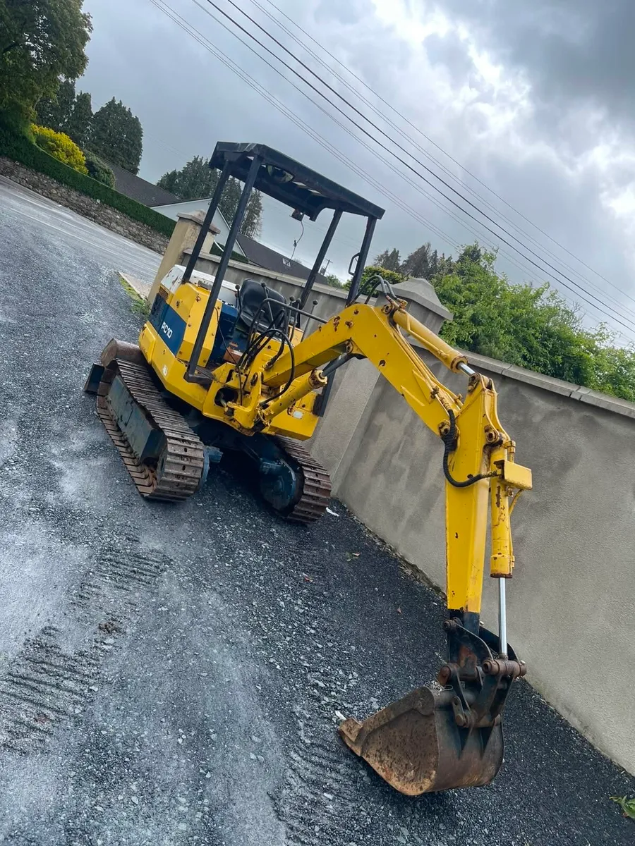 Komatsu 2 tone Digger - Image 2